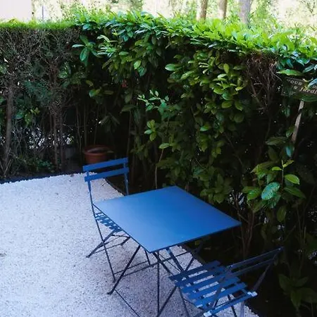 Climatise Et Spacieux Situe Pres Des Parcs Vichy
