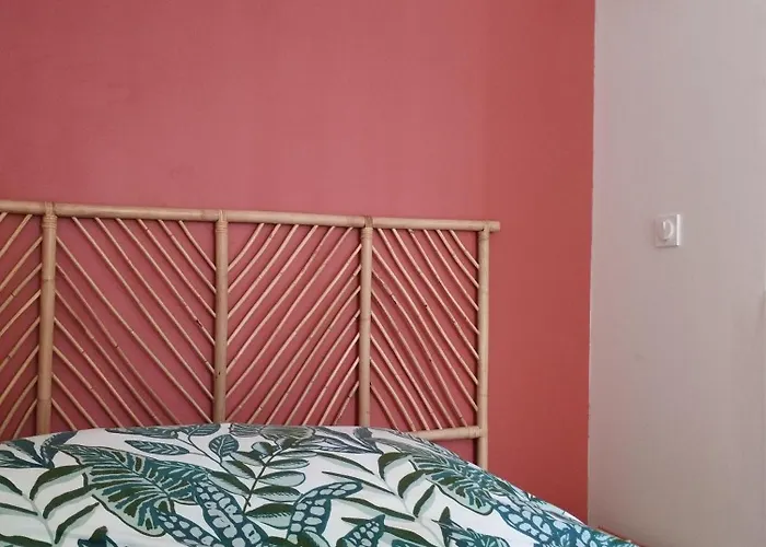 شقة Climatise Et Spacieux Situe Pres Des Parcs